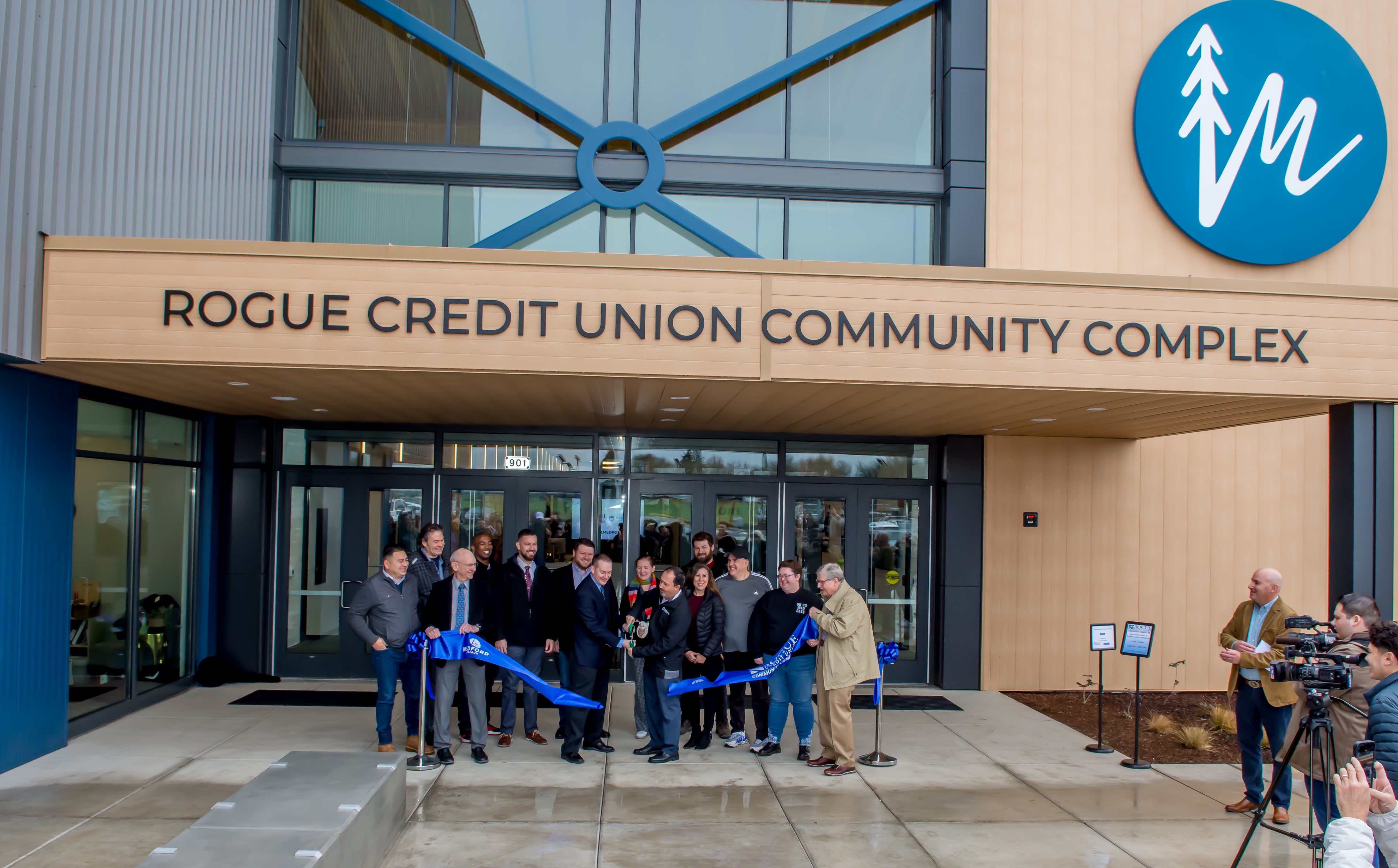 City Celebrates Grand Opening of Rogue Credit Union Community