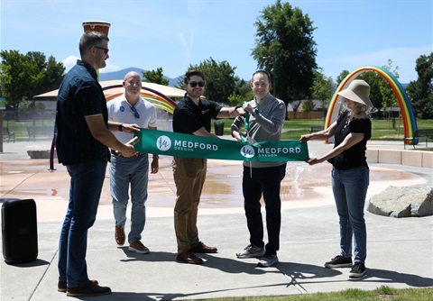 Howard Park ribbon cutting.jpg